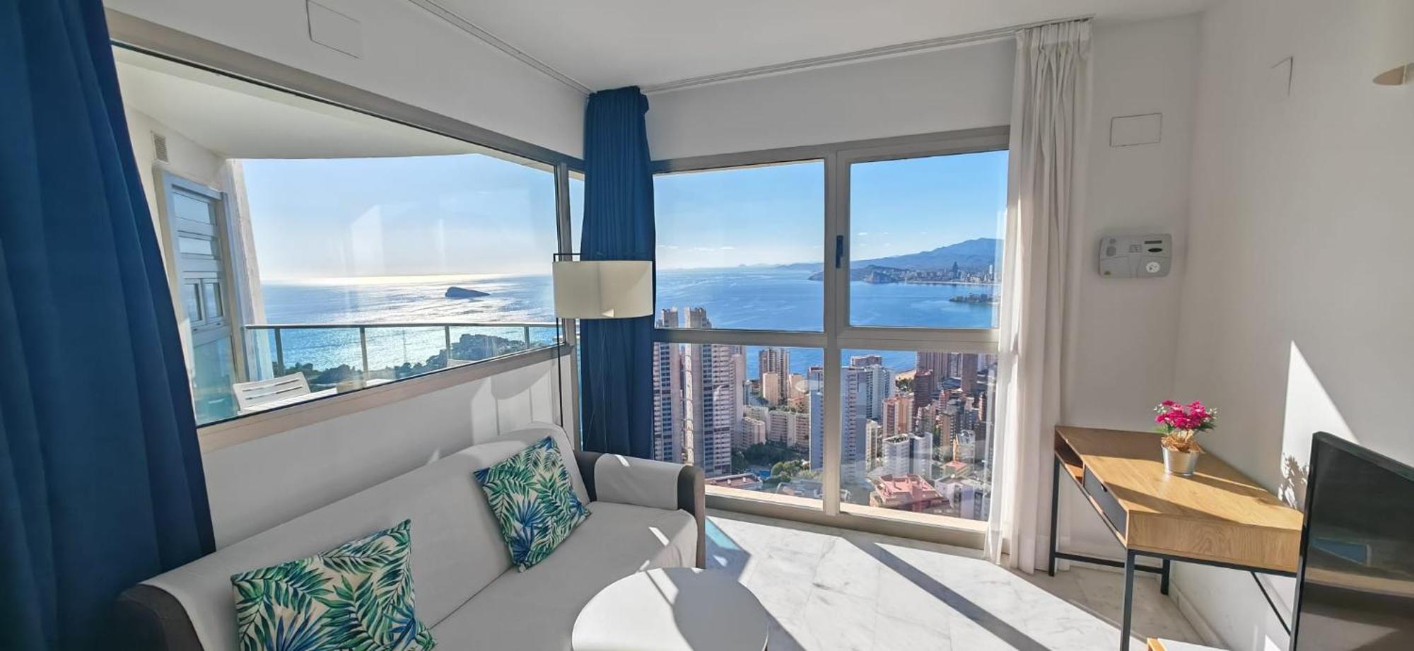 Highrise Apartment With Private Terrace & Sea Views - 34Th Floor Benidorm Eksteriør bilde