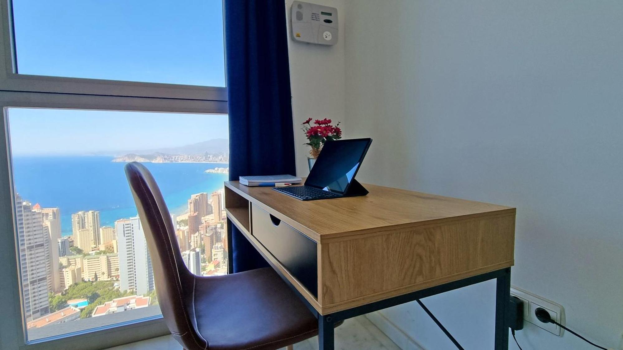 Highrise Apartment With Private Terrace & Sea Views - 34Th Floor Benidorm Eksteriør bilde
